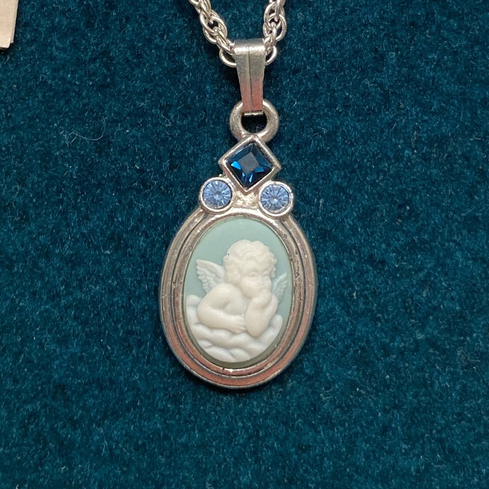 Sistine Collection cherub Angel 18” necklace